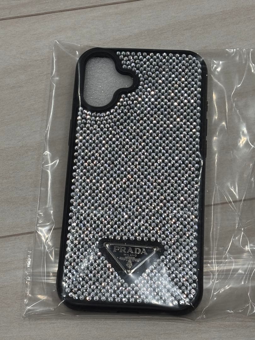 復*i様 PRADA ストーン装飾 iPhone 16plus用ケース