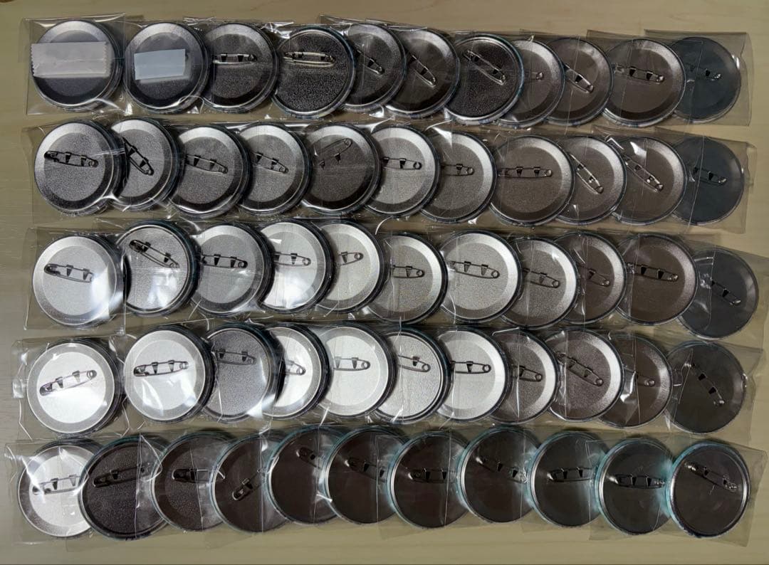 ブルーロック Acrobat Loft ロフト 缶バッジ 缶バ 糸師凛 ブルロ