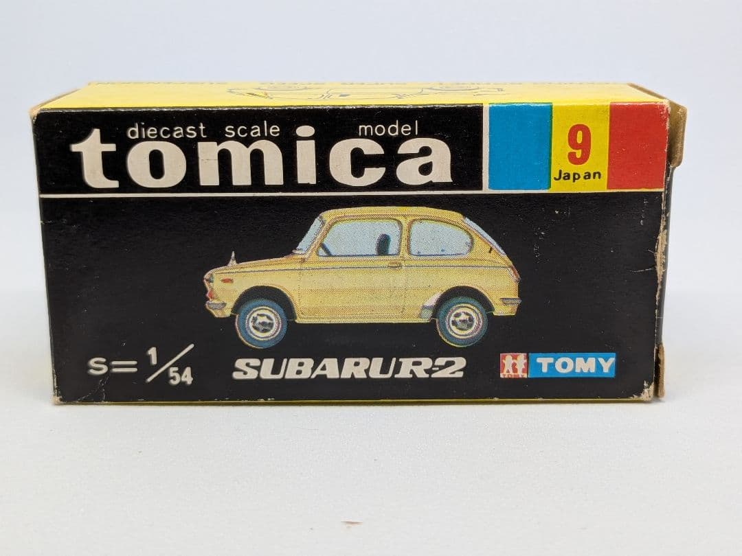 トミカ 黒箱　日本製SUBARU R2 緑色