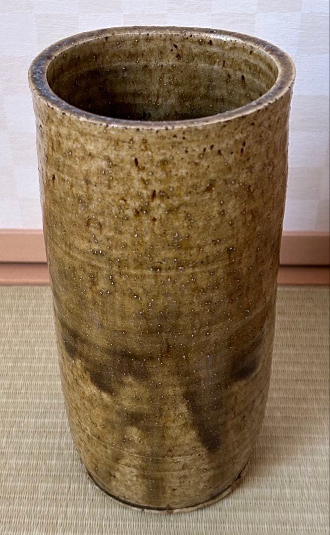 陶芸家 加藤春鼎 作 黄瀬戸 花入 共箱付 在銘 花瓶 茶道具 美濃焼 作家物