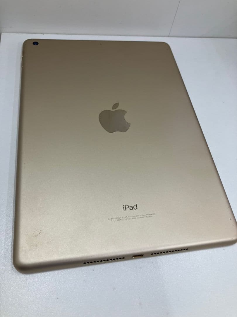 【iPad　第5世代】128GB　MPGW2J/A　A1822
