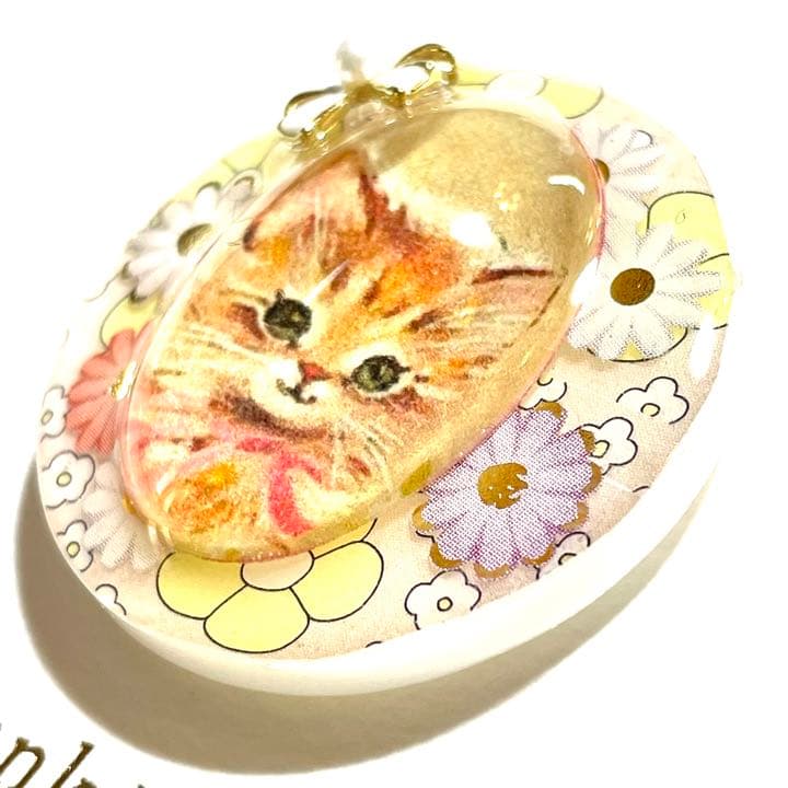 アンティーク　猫さん①リボンパーツ