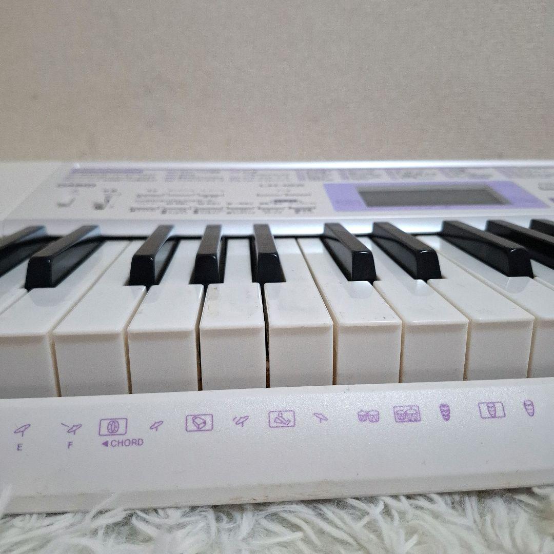 【送料無料】CASIO カシオ 光ナビゲーションキーボード LK-122