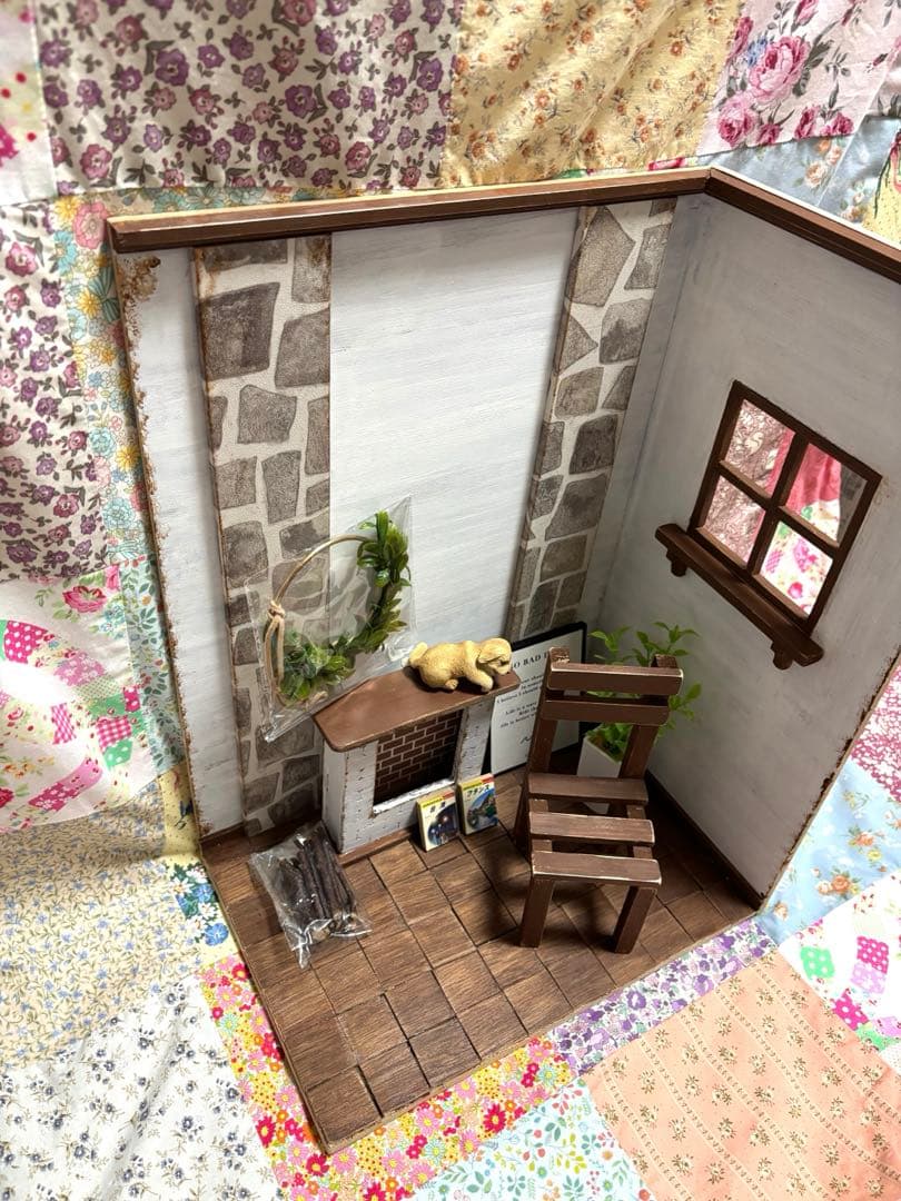 ハンドメイド　ミニチュアハウス　手作り　カフェ風模型　人形用背景　ラスト１点品