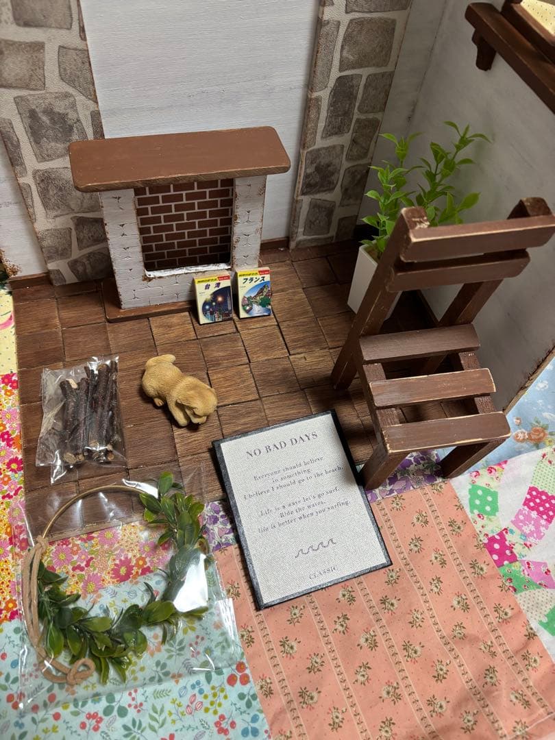 ハンドメイド　ミニチュアハウス　手作り　カフェ風模型　人形用背景　ラスト１点品