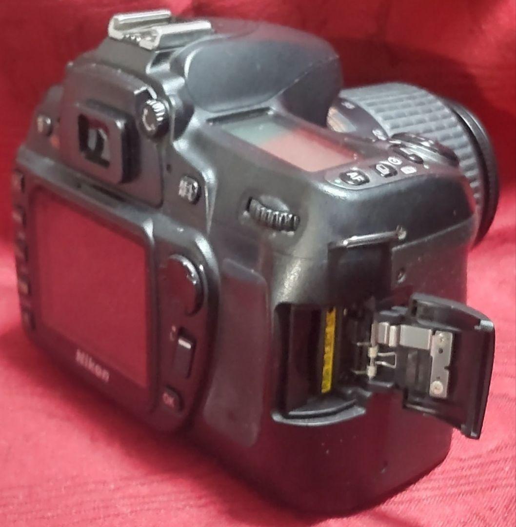 B*Q様 Nikon＜D80＞CCDデジタル一眼レフカメラ＋純正標準ズームレンズ