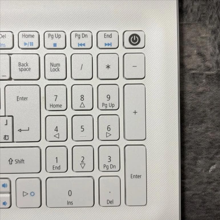 ★SSD Windows11 office2024 初期設定済すぐ使える★G