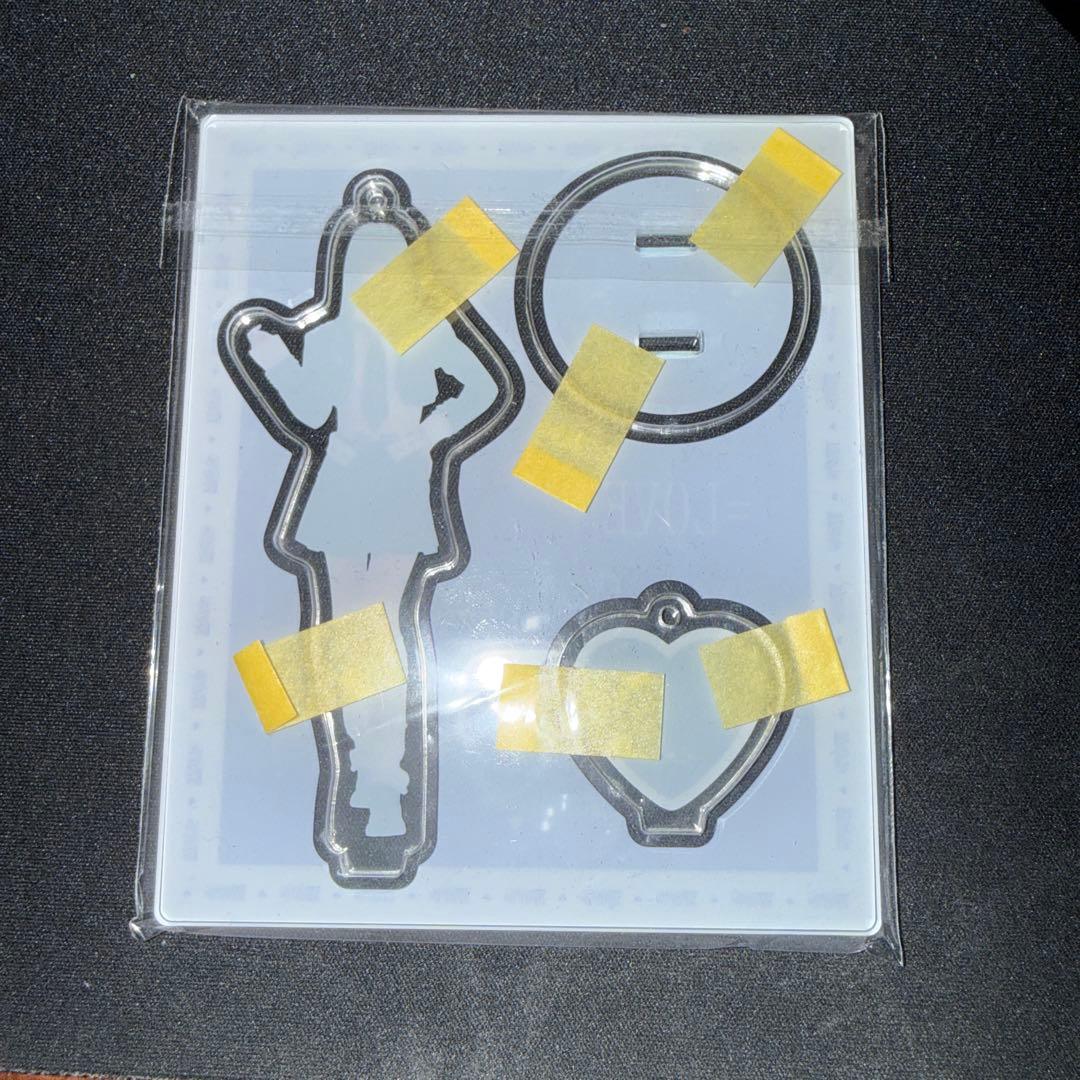 野口衣織 アクリルスタンド 【呪って呪って】