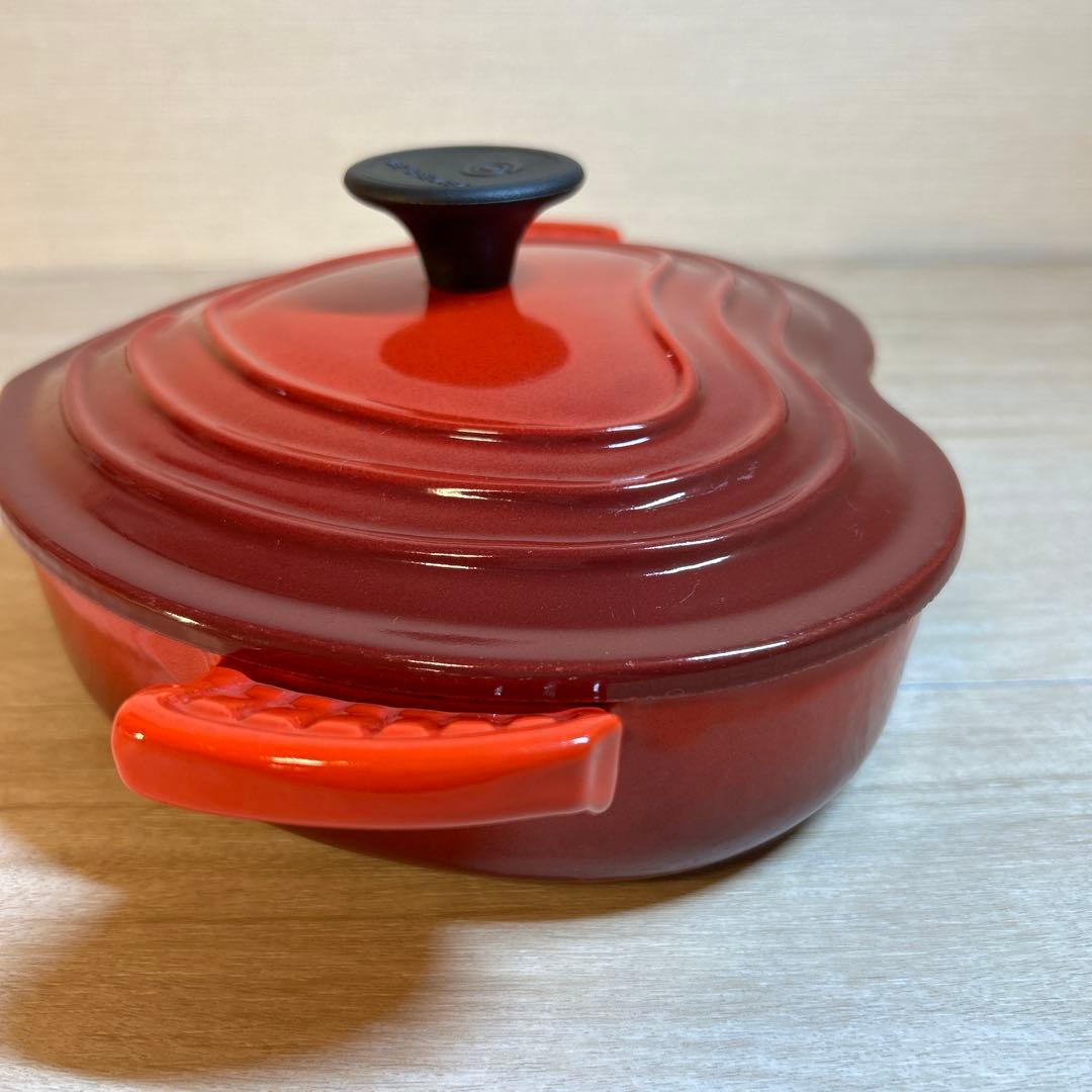 ルクルーゼ　プレートダムール　ココットダムール　ハート　鍋　チェリーレッド