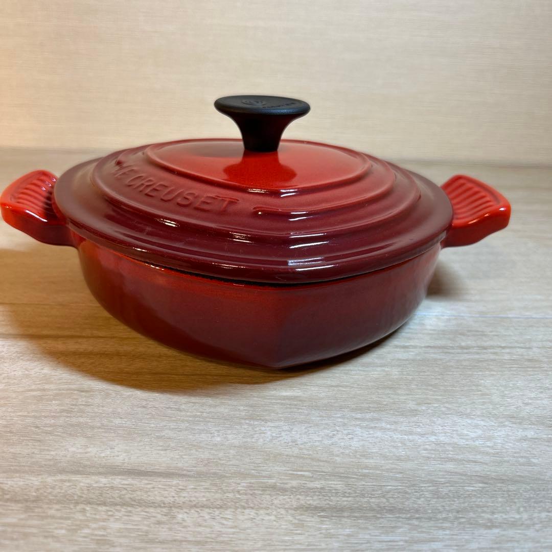 ルクルーゼ　プレートダムール　ココットダムール　ハート　鍋　チェリーレッド