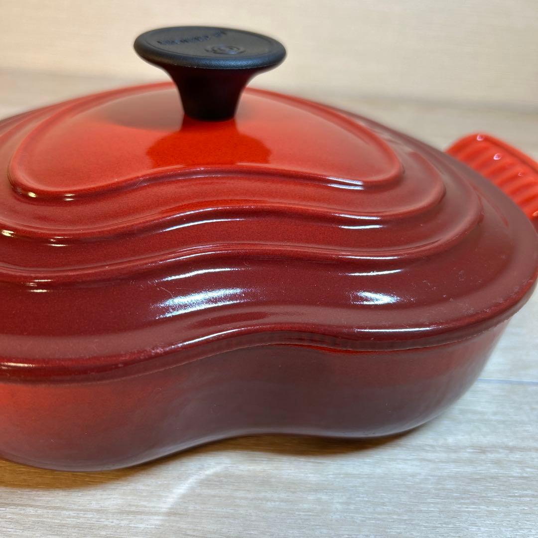 ルクルーゼ　プレートダムール　ココットダムール　ハート　鍋　チェリーレッド