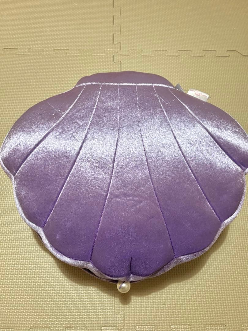 アリエル　貝殻のクッション　貝　ディズニー　リトルマーメイド　新品未使用タグ付き