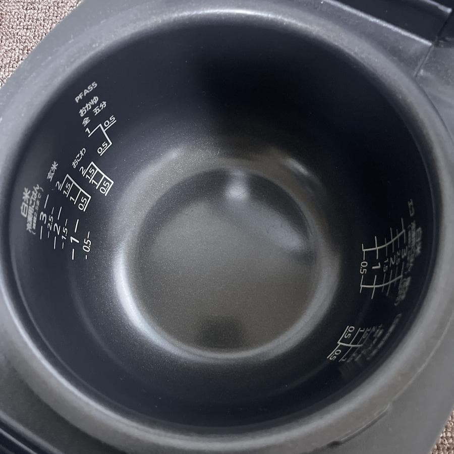 2021年製■タイガー IH炊飯器 3合炊き 炊きたて JPF-N550-K