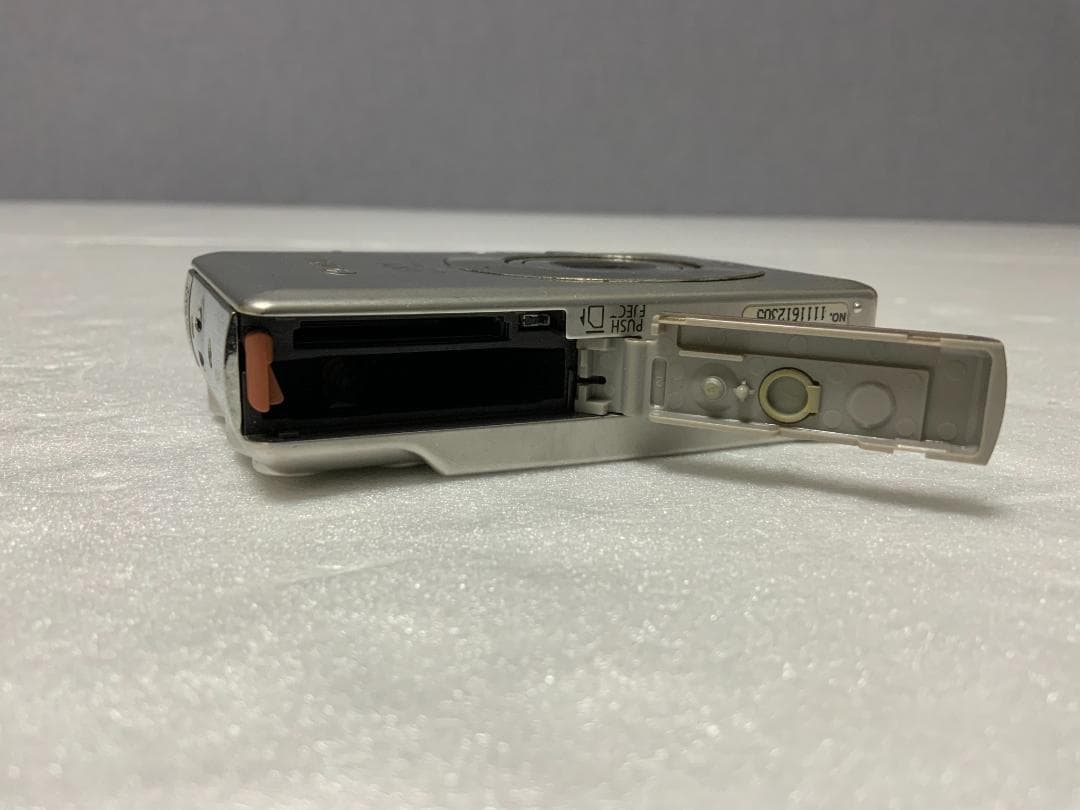 Canon IXY DIGITAL 60 シルバー