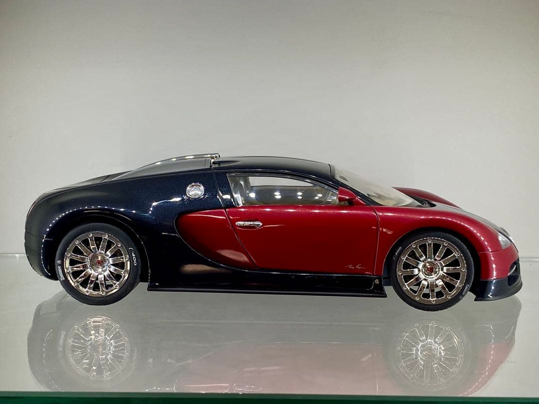 【最安値】autoart 1/18 Bugatti Veyron
