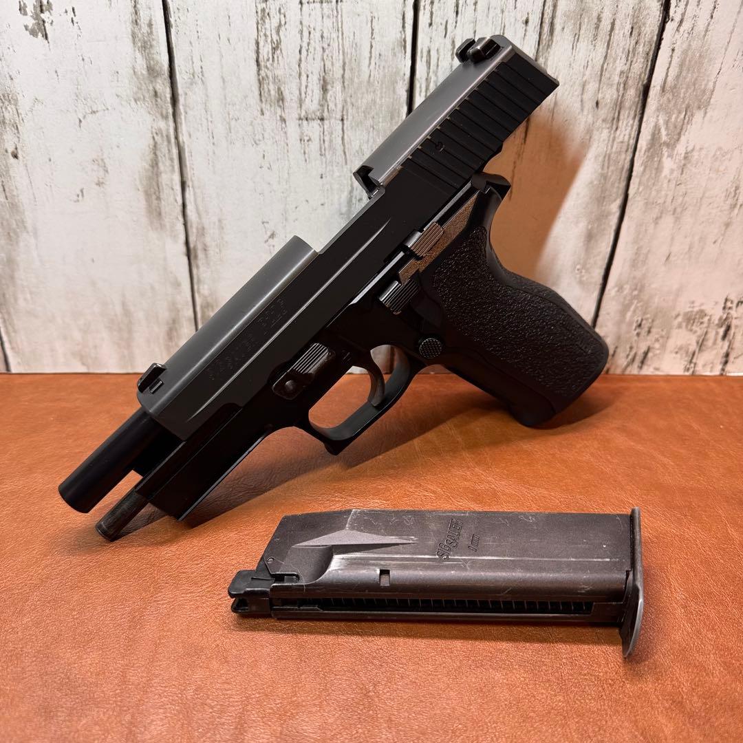 東京マルイ　シグ ザウエル P226 E2