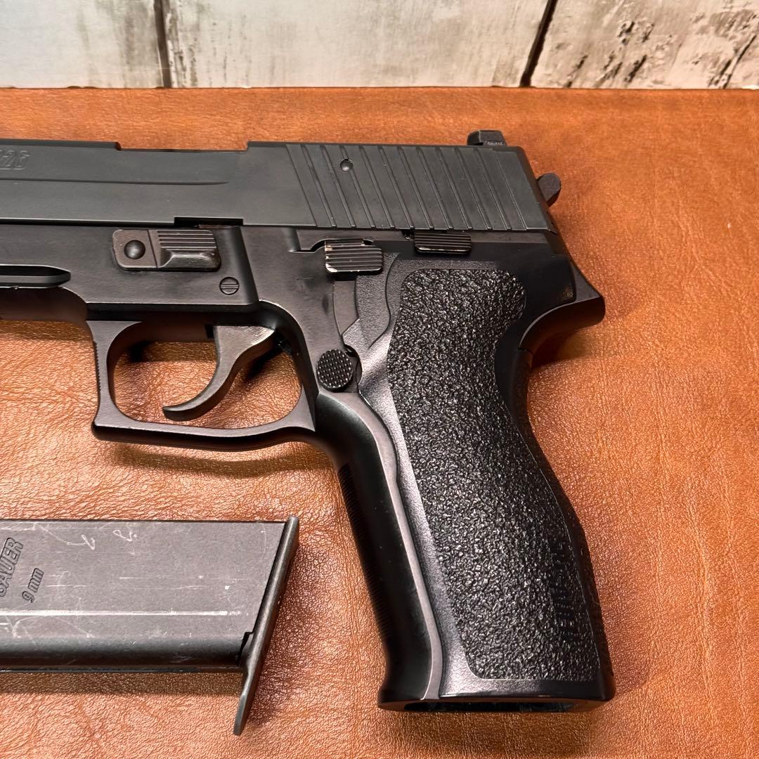 東京マルイ　シグ ザウエル P226 E2