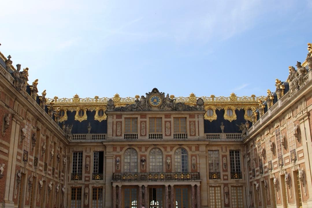 当日発送可　Canon デジタル一眼レフ ホワイト