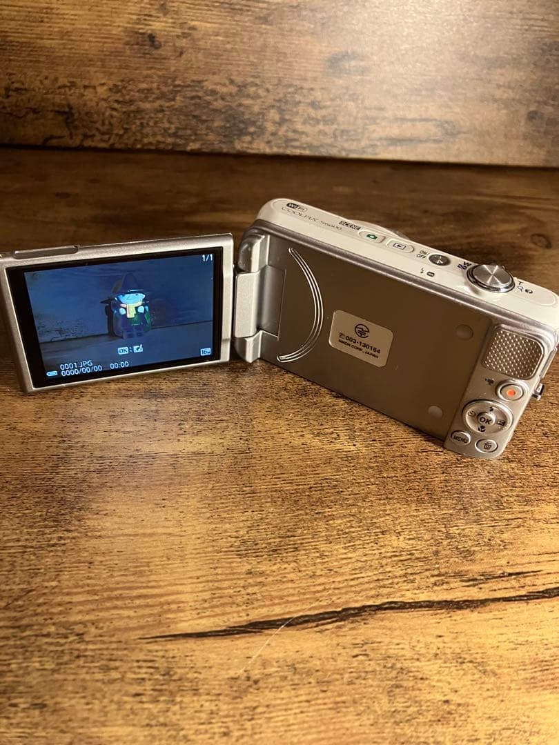 Nikon COOLPIX S6600 白