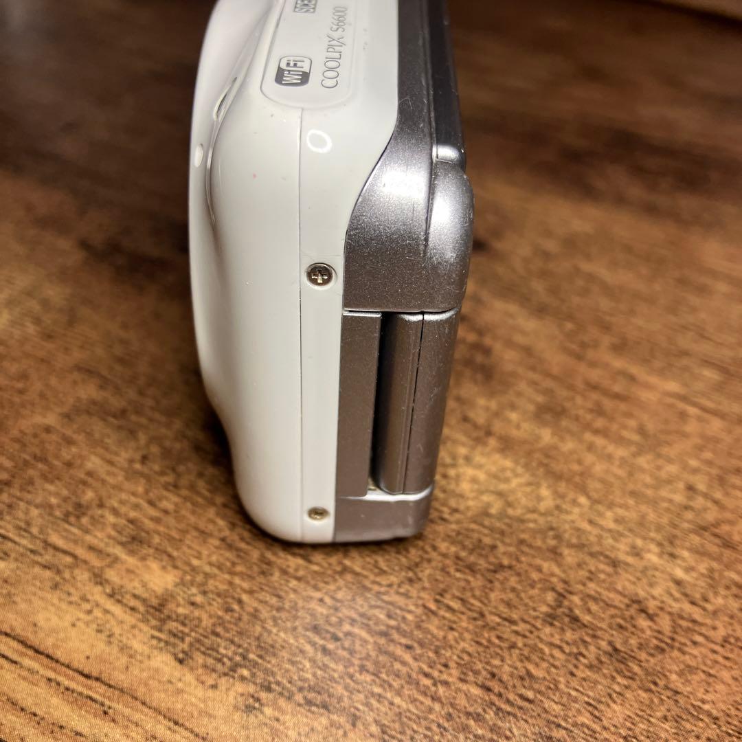 Nikon COOLPIX S6600 白