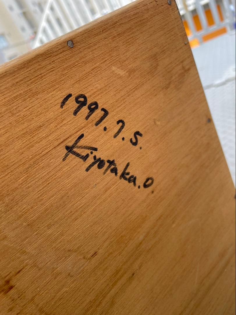 カントリー家具　木製テレビボード 4つの扉付き収納　ハンドメイド