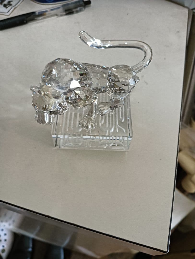 スワロフスキー　タイガー　干支