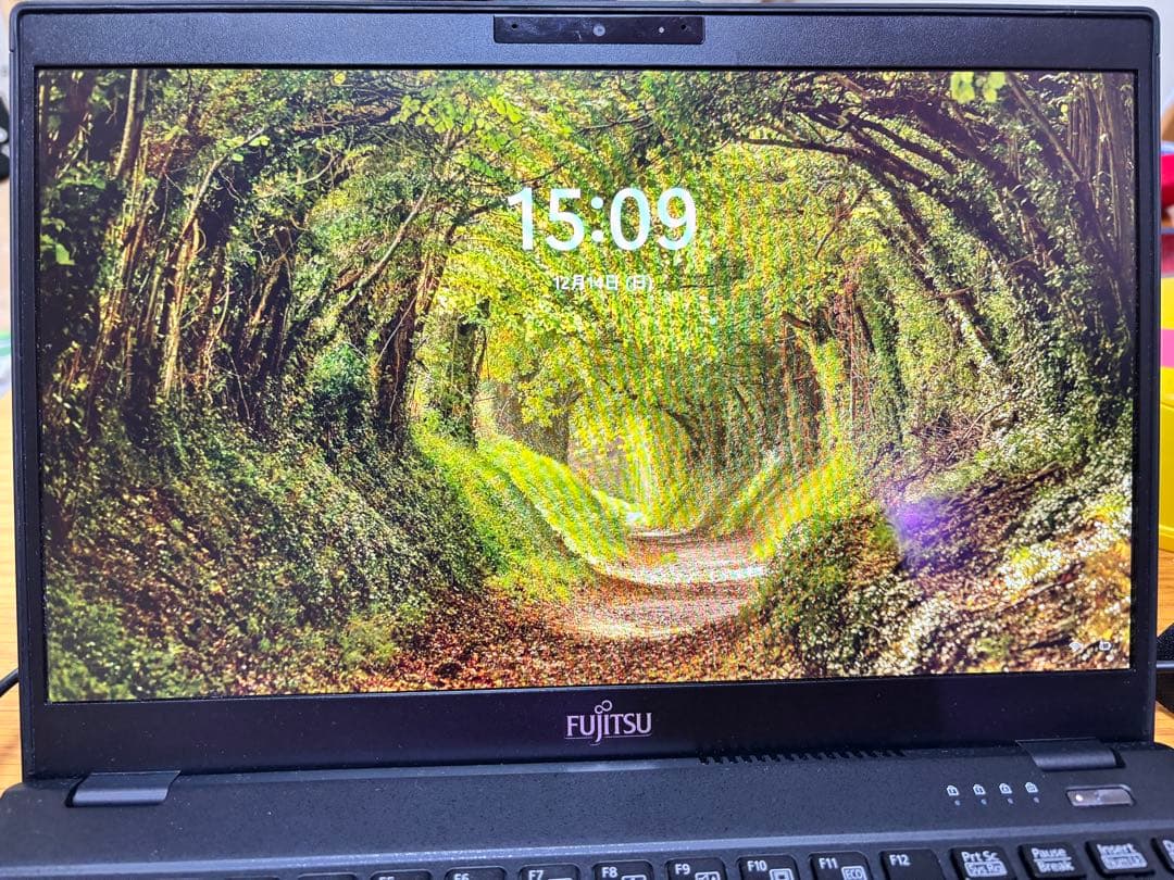 富士通 U9310/D i5 8GB 512GB LTE