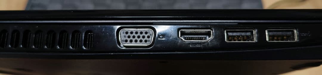 Dell Vostro 15 core i5 7th 美品