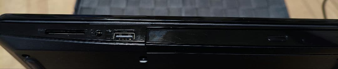 Dell Vostro 15 core i5 7th 美品