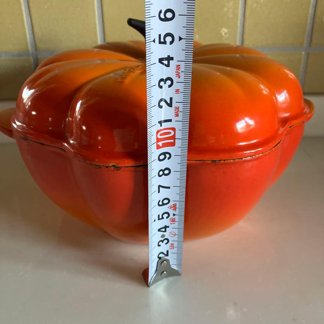 ル・クルーゼ パンプキン　かぼちゃ鍋　オレンジ　ハートのココットイエロー