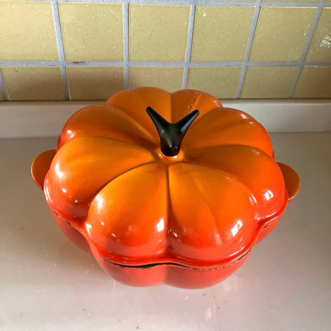 ル・クルーゼ パンプキン　かぼちゃ鍋　オレンジ　ハートのココットイエロー