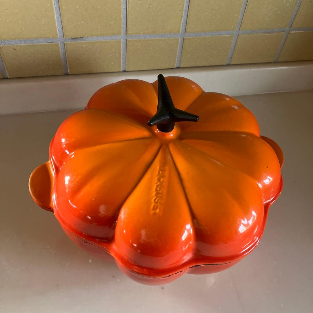 ル・クルーゼ パンプキン　かぼちゃ鍋　オレンジ　ハートのココットイエロー