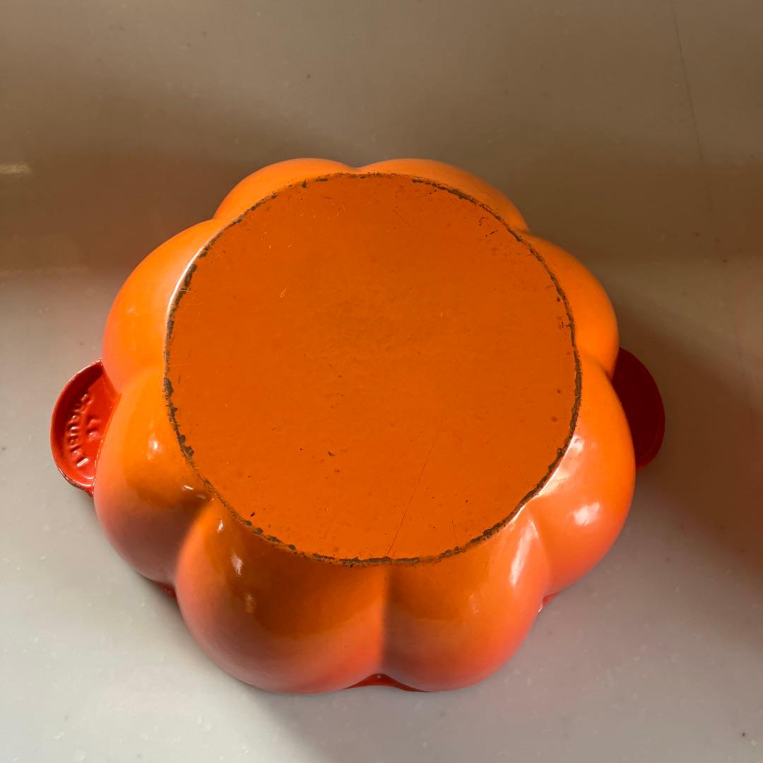 ル・クルーゼ パンプキン　かぼちゃ鍋　オレンジ　ハートのココットイエロー
