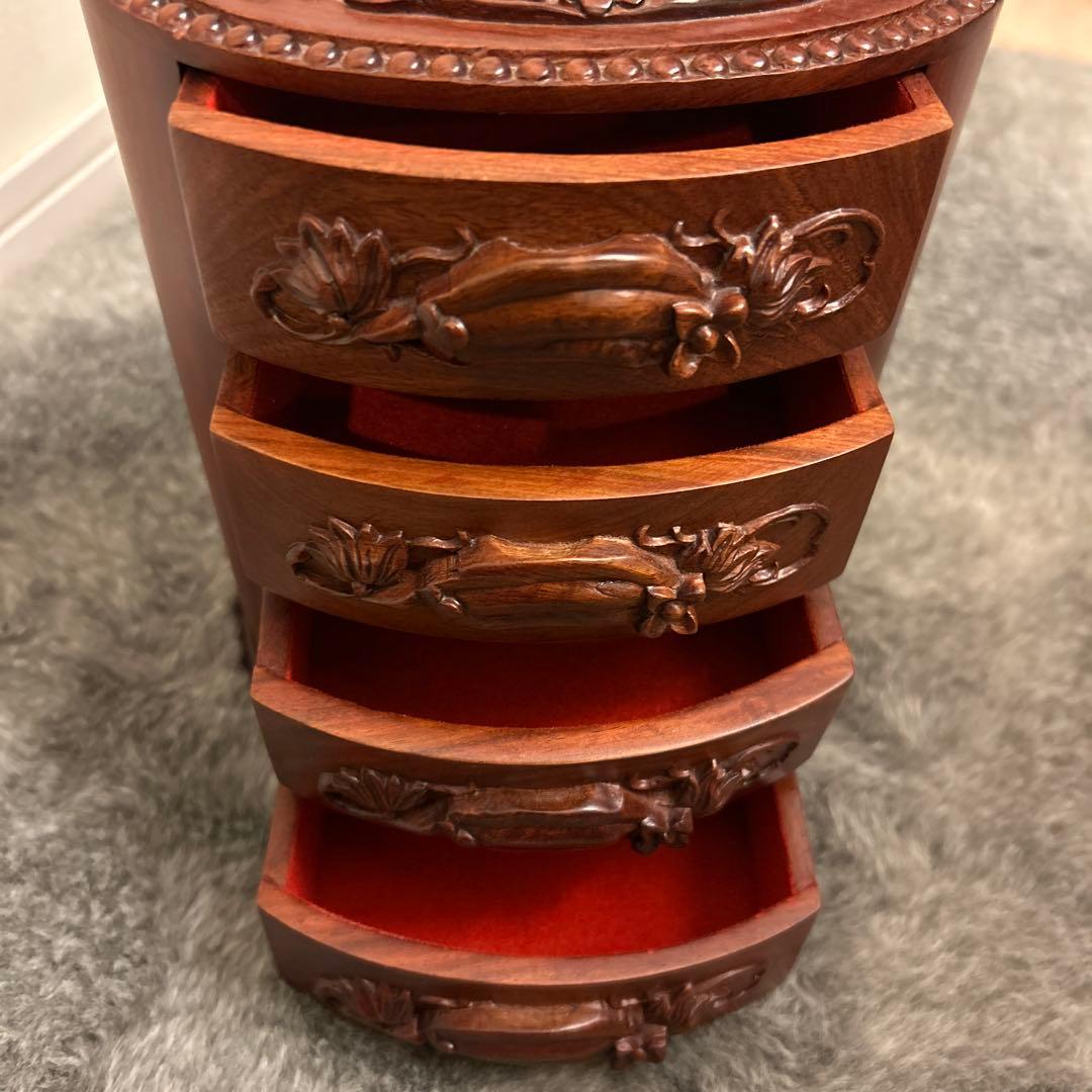 木製彫刻小物入れ 4引き出し　マホガニー　希少　 彫刻　美品　値下