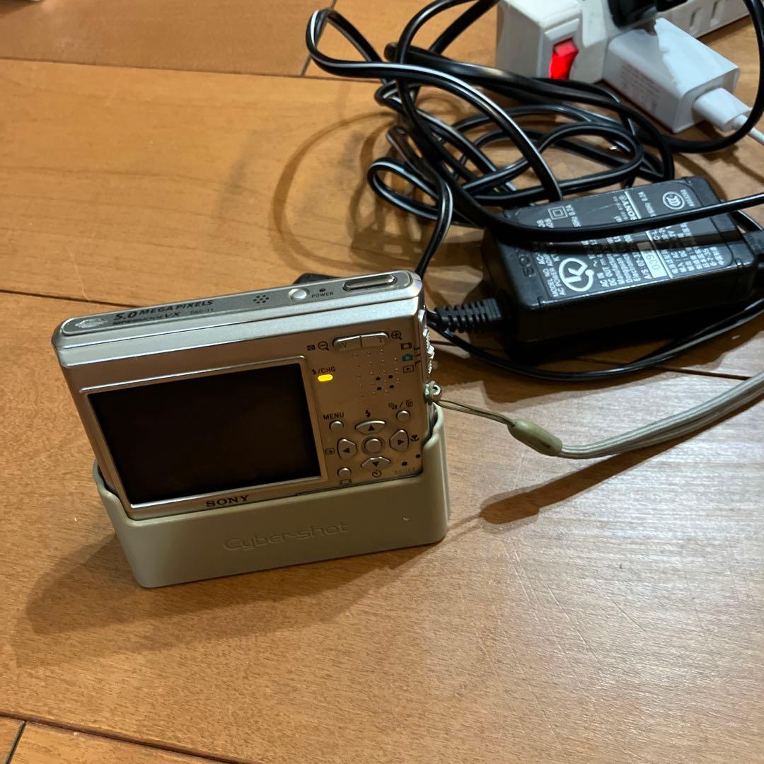 デジタルカメラ一式セット　ケース付き　サイバーショット　SONY