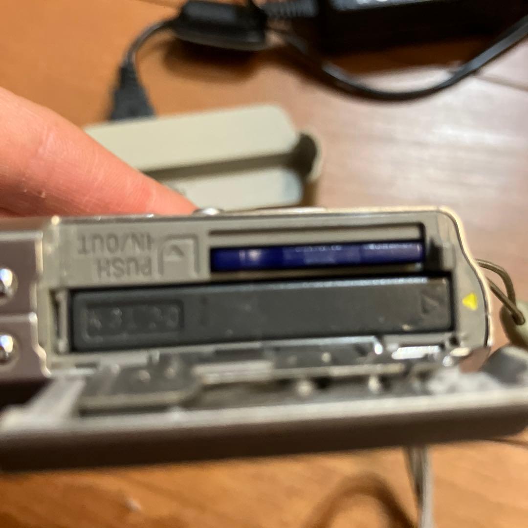 デジタルカメラ一式セット　ケース付き　サイバーショット　SONY