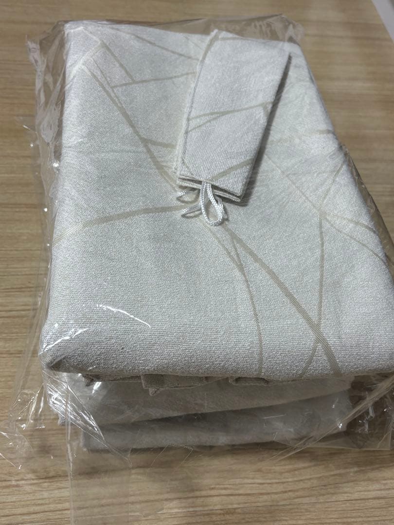 遮光1級・遮熱遮音カーテン(ジェンナ アイボリー 100X178X2) 2枚X2