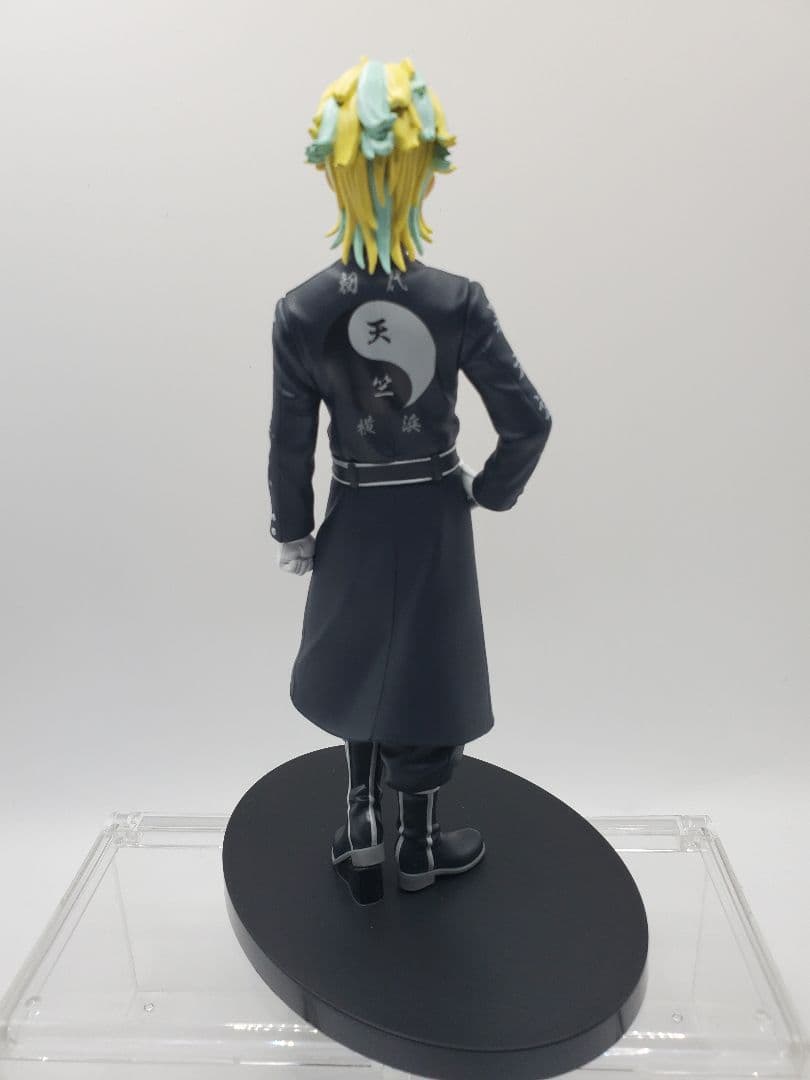 東京リベンジャーズ 稀咲鉄太 半間修二 鶴蝶 灰谷竜胆 フィギュア 4体 まとめ