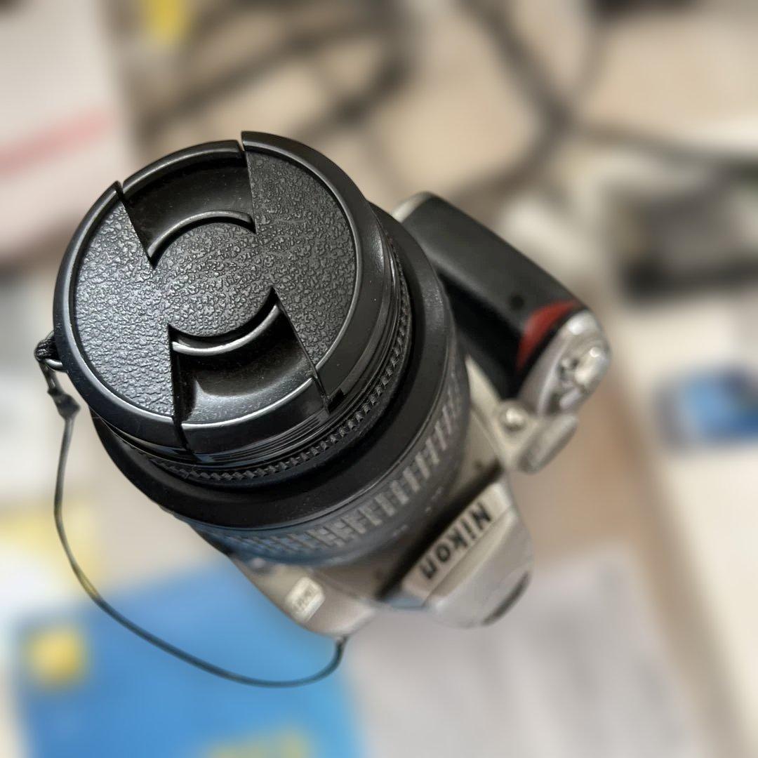 Nikon D40 Kit デジタル一眼レフカメラ