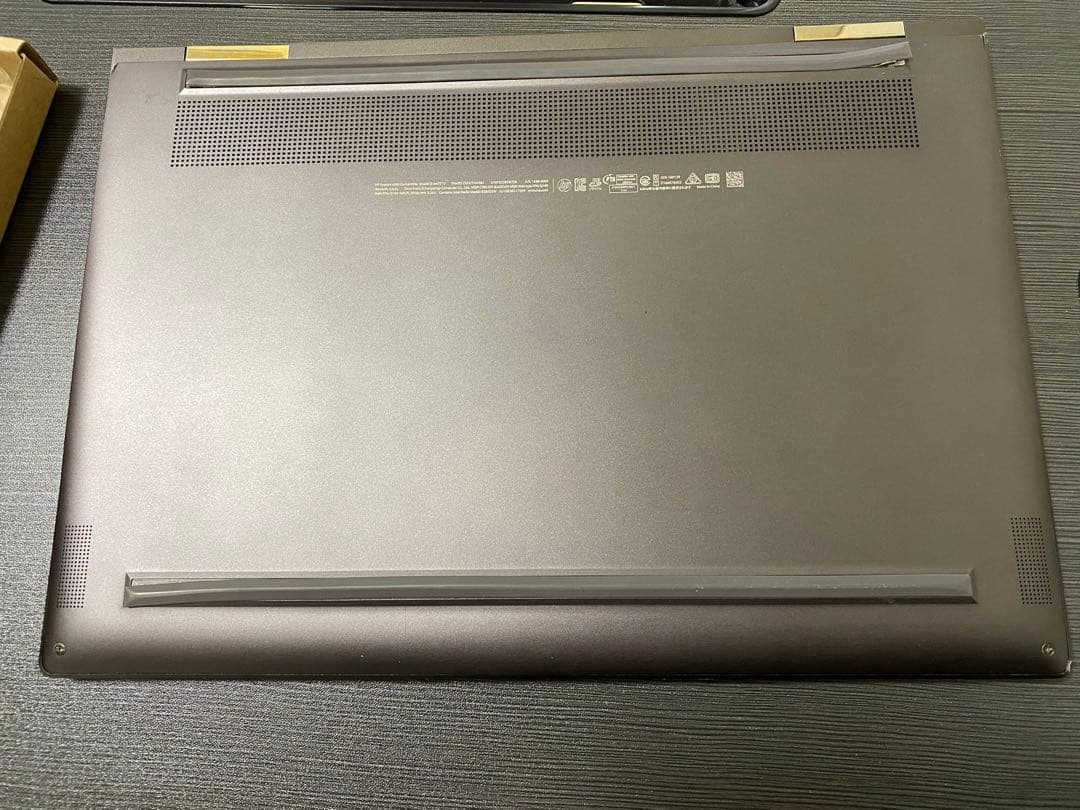 HP Spectre x360 13.3インチ ダークシルバー