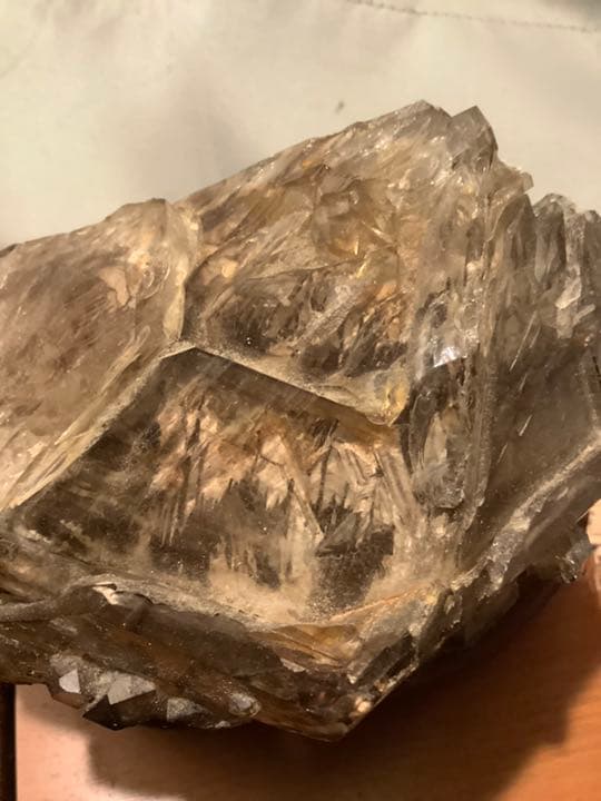 希少　エレスチャル　骸骨水晶　推定1kg〜2kg