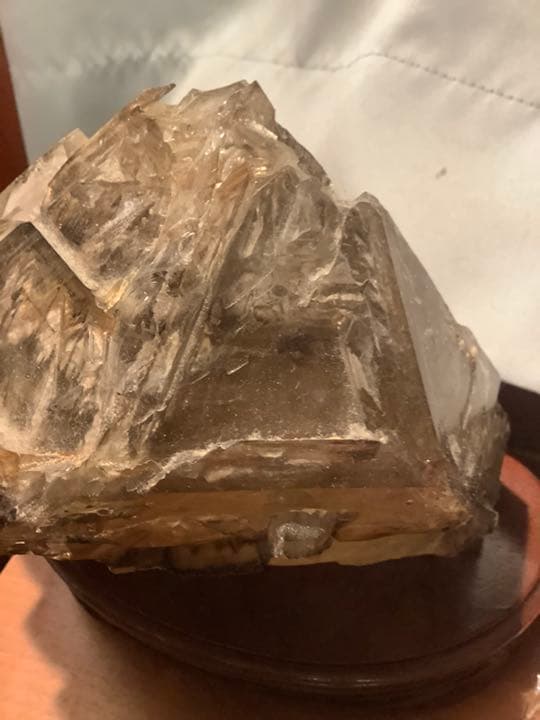 希少　エレスチャル　骸骨水晶　推定1kg〜2kg