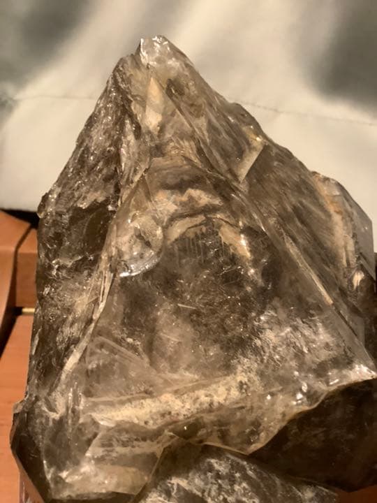 希少　エレスチャル　骸骨水晶　推定1kg〜2kg
