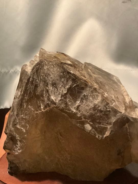 希少　エレスチャル　骸骨水晶　推定1kg〜2kg