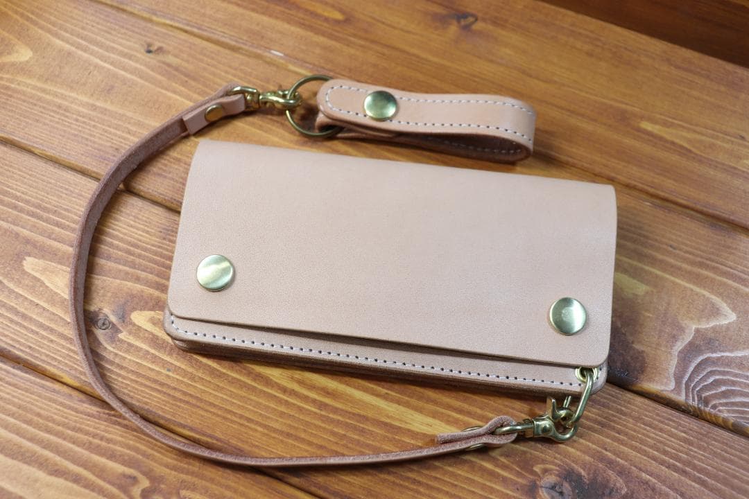 ロングトラッカーウォレット　真鍮　生成　白糸　栃木レザー