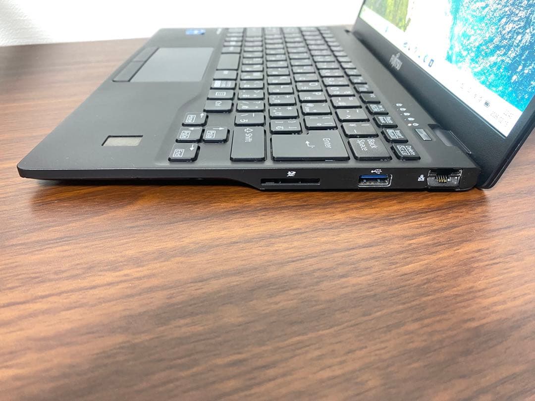 超軽量型 富士通 LIFEBOOK U9312 ノートパソコン　第12世代i5