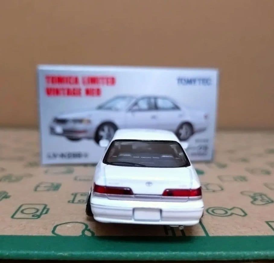 トミカリミテッド ヴィンテージ マークⅡ カスタム品