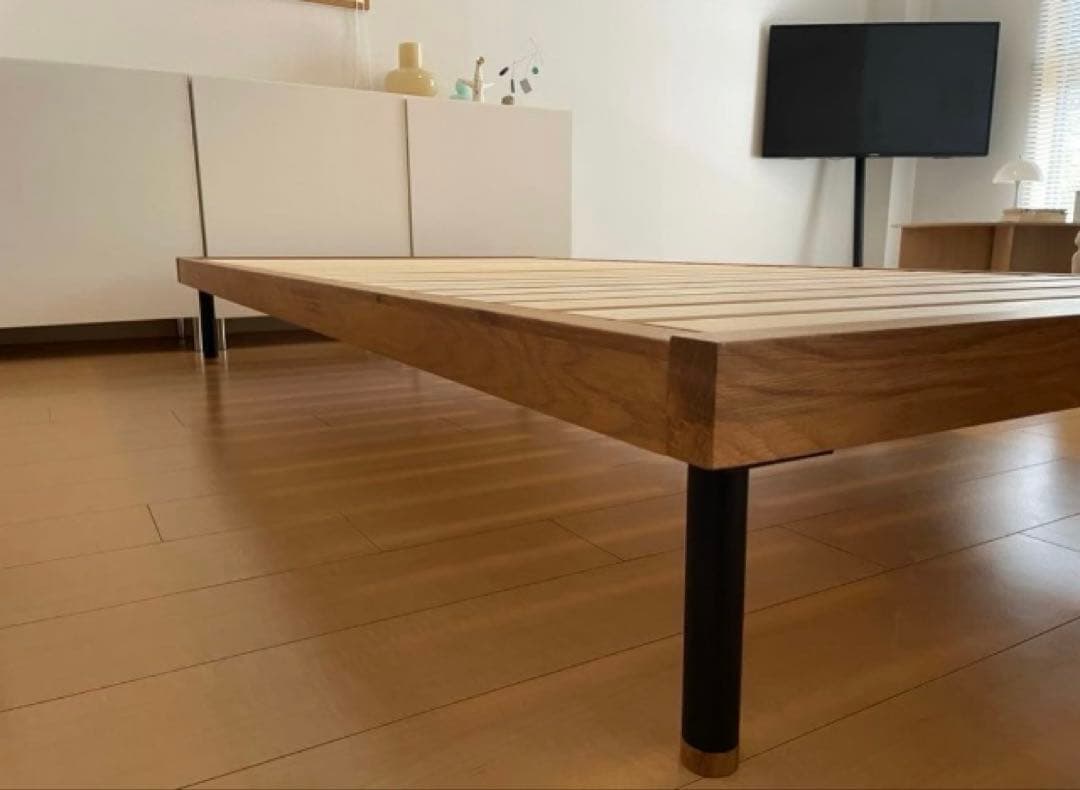 正規品　ベッドフレーム シングル UNIK ユニック　ノーウェアライクホーム