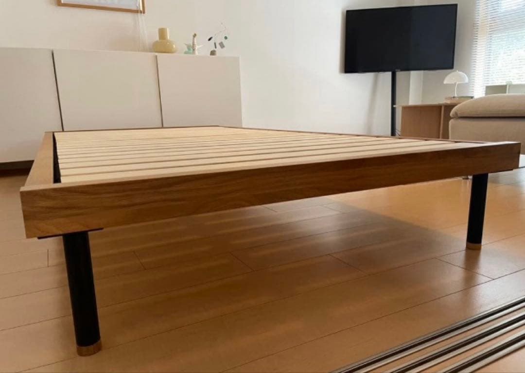 正規品　ベッドフレーム シングル UNIK ユニック　ノーウェアライクホーム