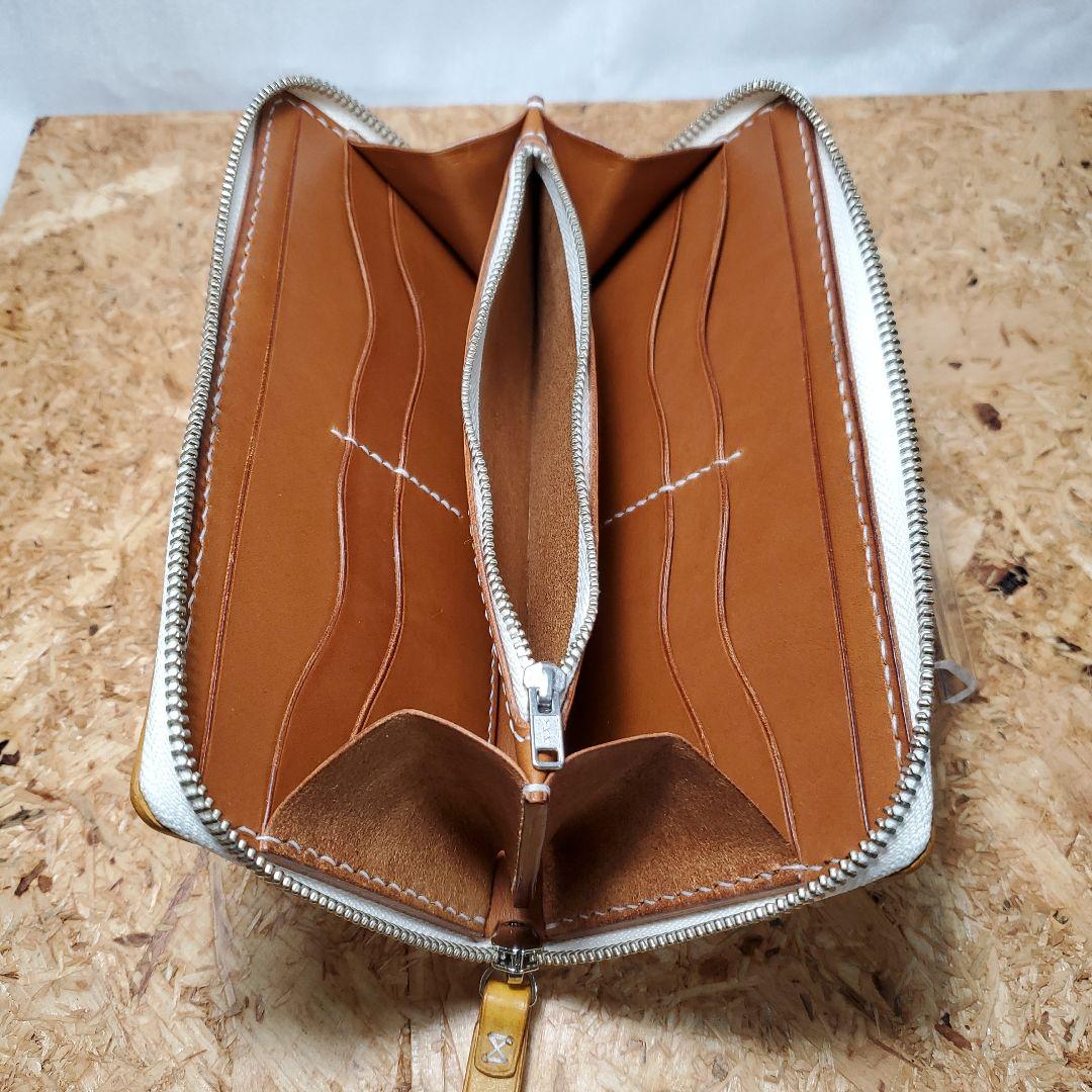 ラウンドファスナーウォレット